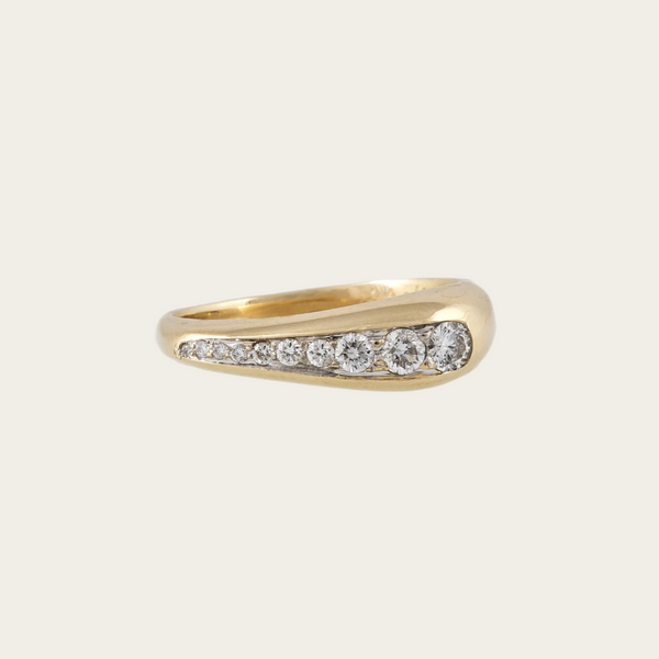 Jacquie Aiche Graduated Diamond Peaked Dome Ring