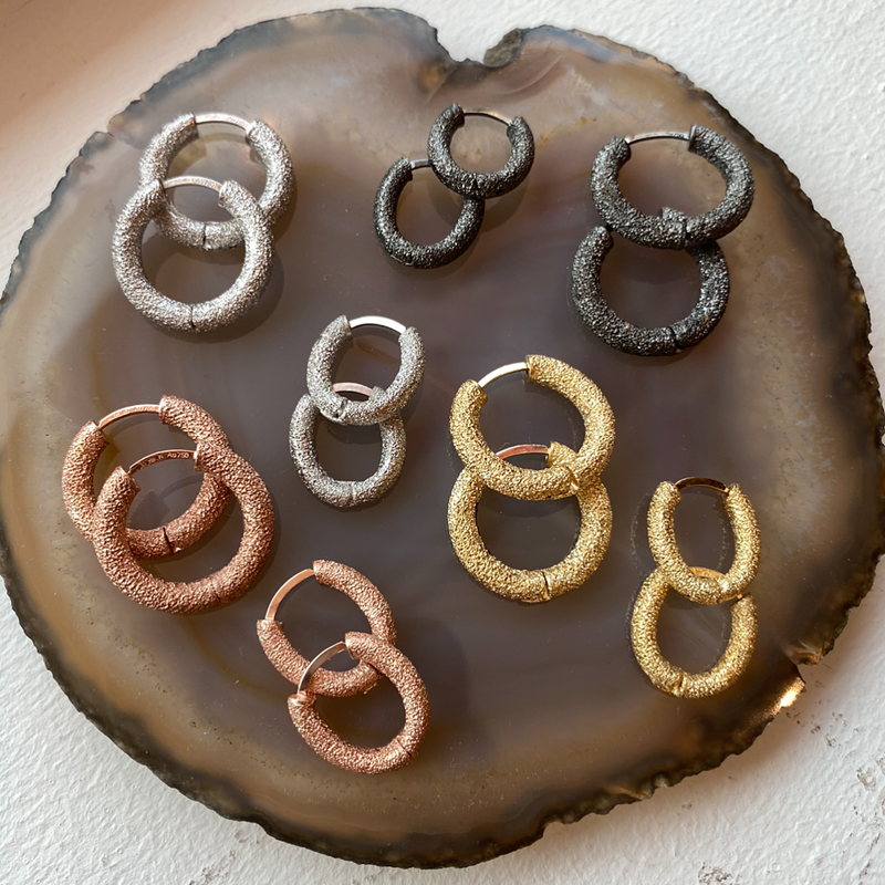 Carolina Bucci Round Huggy Earrings Florentine Finish