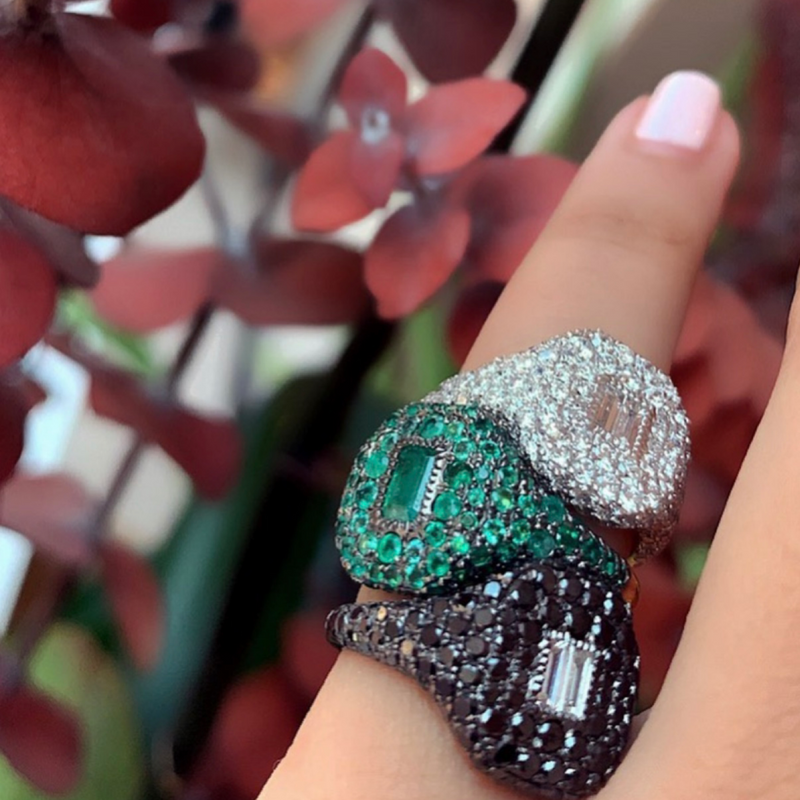 Shay Pave Emerald Pinky Ring 1.82ct 18k