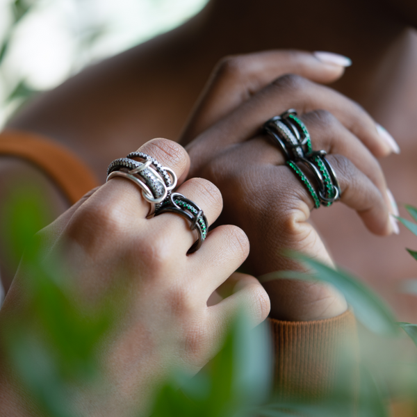 Spinelli Kilcollin POLARIS MAX EMERALD 4 linked rings
