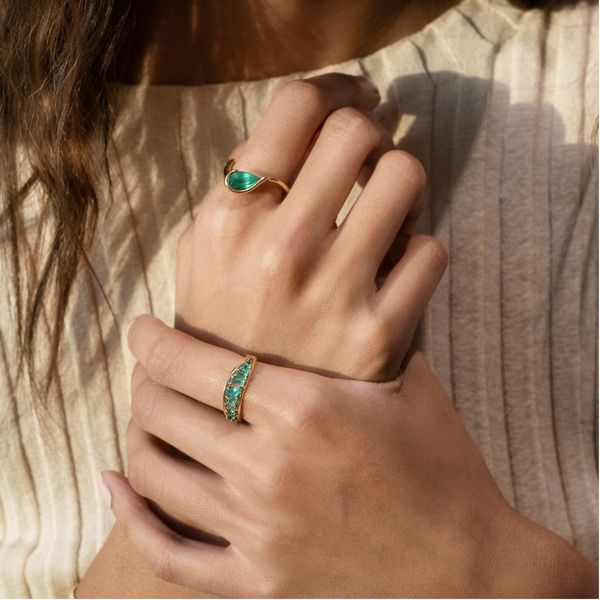 Fernando Jorge YG Emerald Ignite Ring 1.46ct 18k
