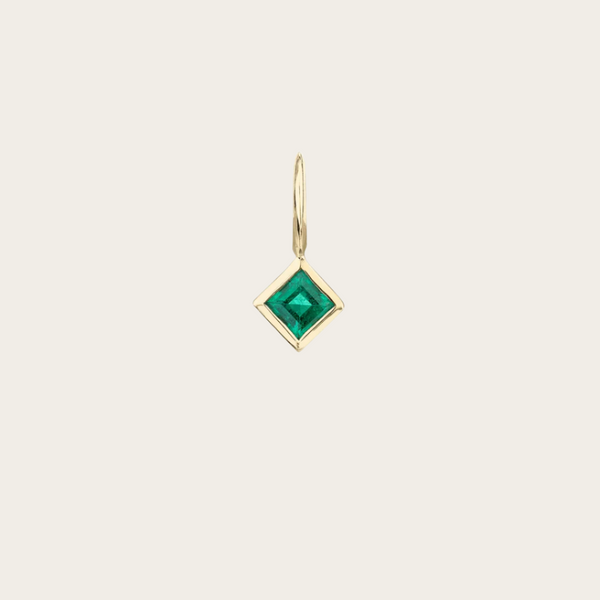 Lizzie Mandler Carre Emerald Charm