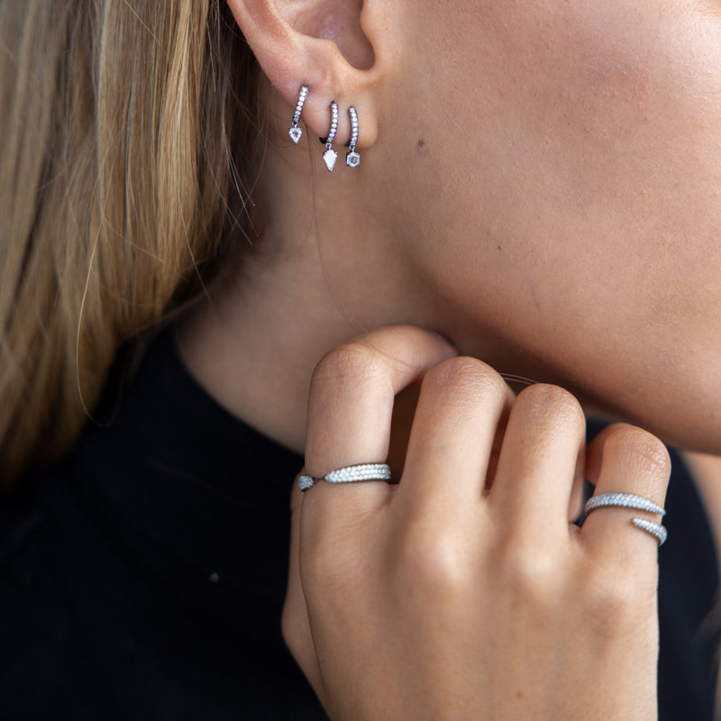 Eva Fehren White Diamonds Wrap Claw Ring